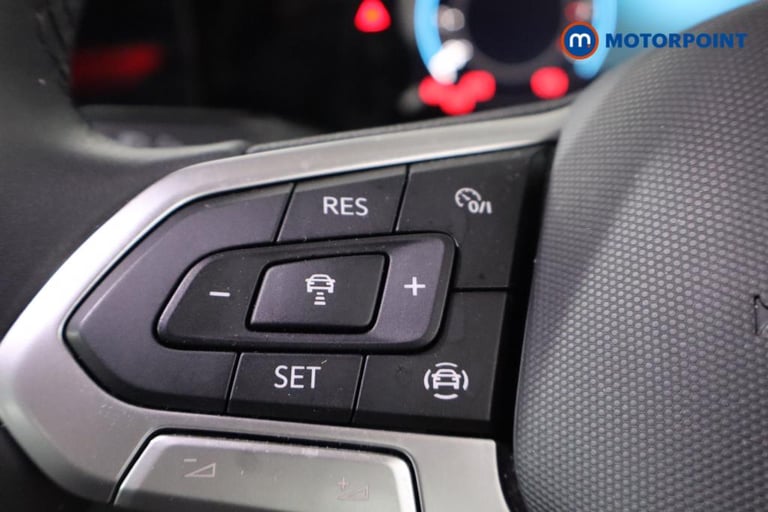 2024 Volkswagen Golf 1.5 TSI 150 Life 5dr Hatchback Petrol Manual