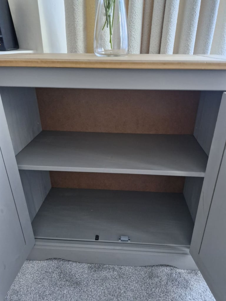 Sideboard 2 door cupboard