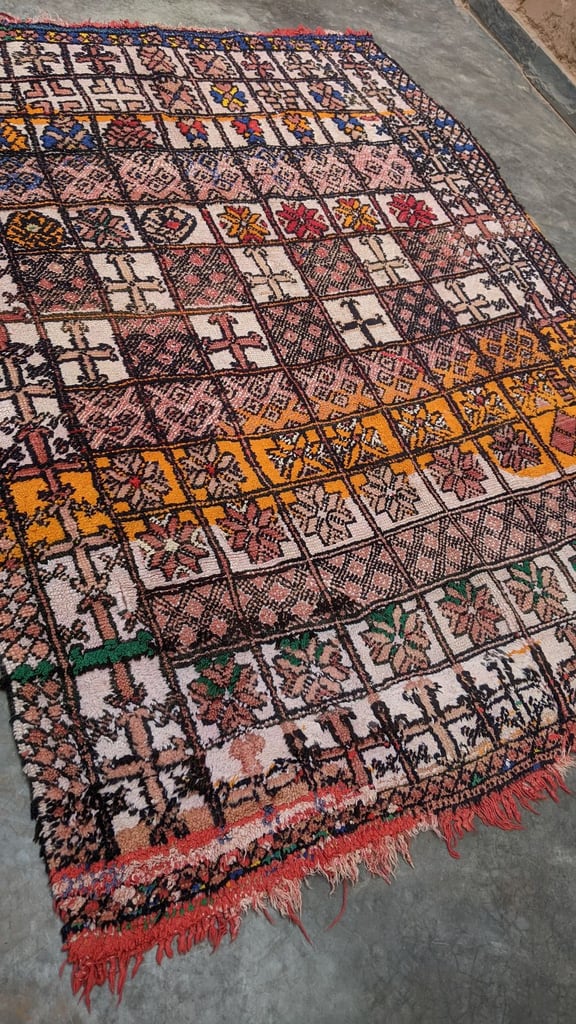 image for vintage moroccan rug 152 x 116 cm