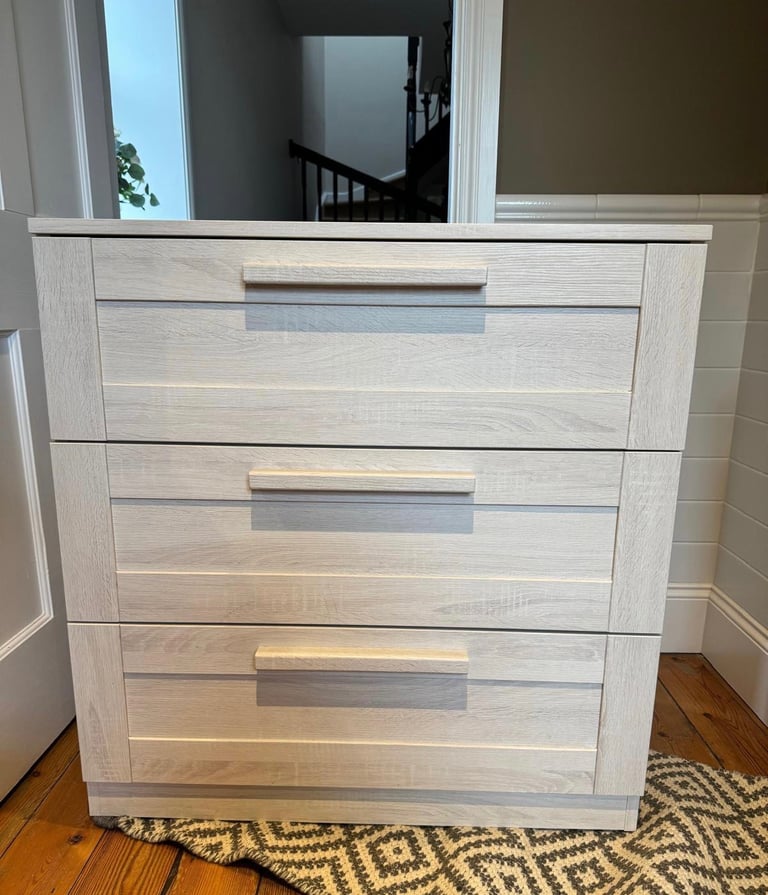 Mamas & Papas Atlas nursery furniture wardrobe and drawers