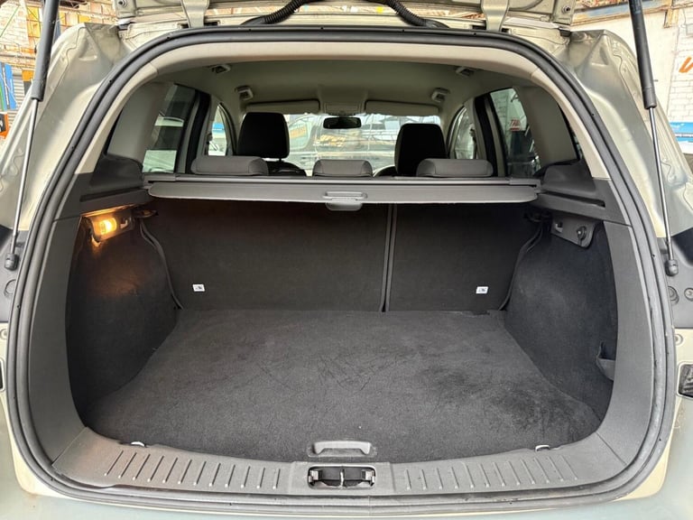 FORD KUGA 2.0 TDCi Zetec 12 MONTHS MOT 3 MONTHS WARRANTY 2009