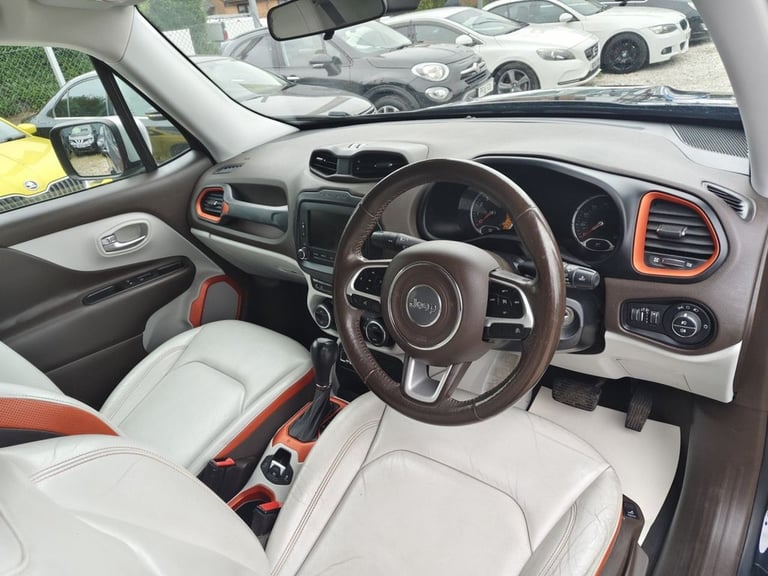 2015 Jeep Renegade 1.4 Multiair Limited 5dr DDCT ESTATE PETROL Automatic