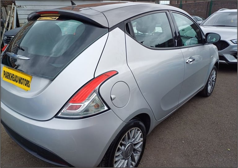 CHRYSLER Ypsilon 2012 1.2 SE Hatchback 5dr Petrol Manual Euro 5