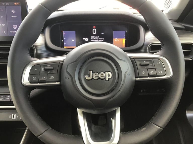 2025 Jeep Avenger Altitude 1.2 100hp Mt HATCHBACK Petrol Manual