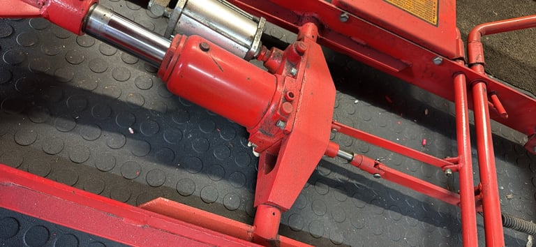 Motorcycle motorbike ramp lift 