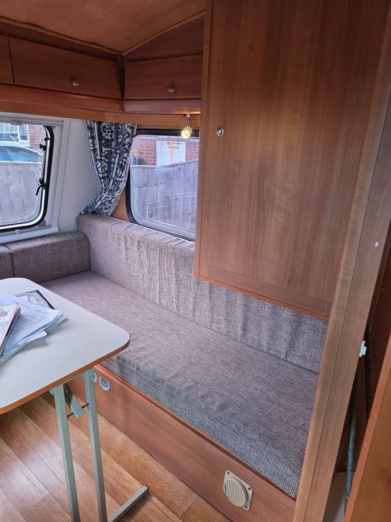 Freedom jetstream twinsport caravan 2014