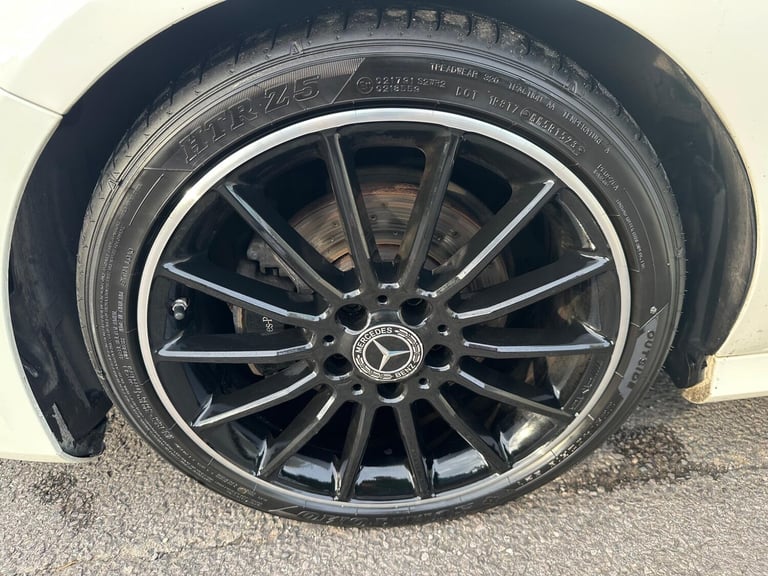 2017 Mercedes-Benz A-Class 2.1 A200d AMG Line (Premium) 7G-DCT Euro 6 (s/s) 5dr HATCHBACK Diesel ...