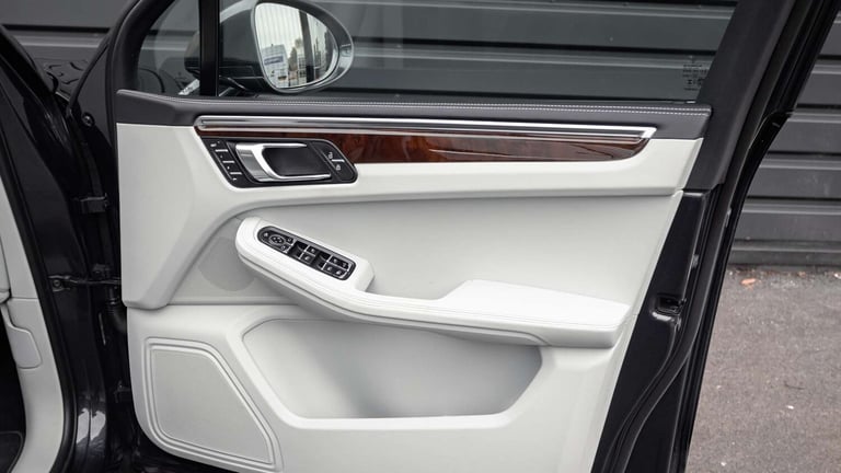 2024 Porsche Macan S S-A SUV Petrol Automatic