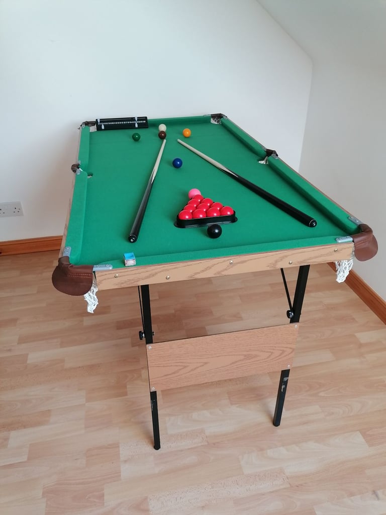 Junior 4ft 6inch folding snooker table