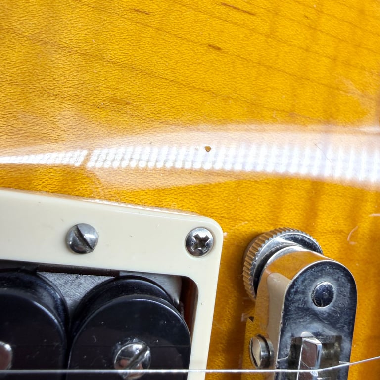 2002 Gibson Les Paul Standard – Amber - Trades