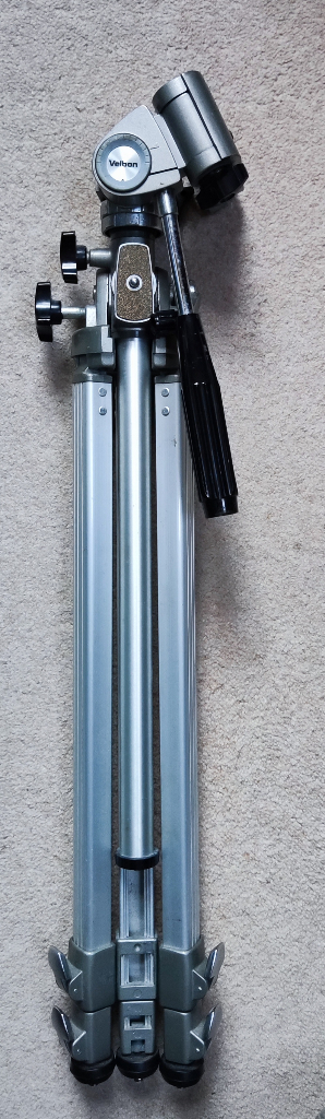 Velbon camera tripod