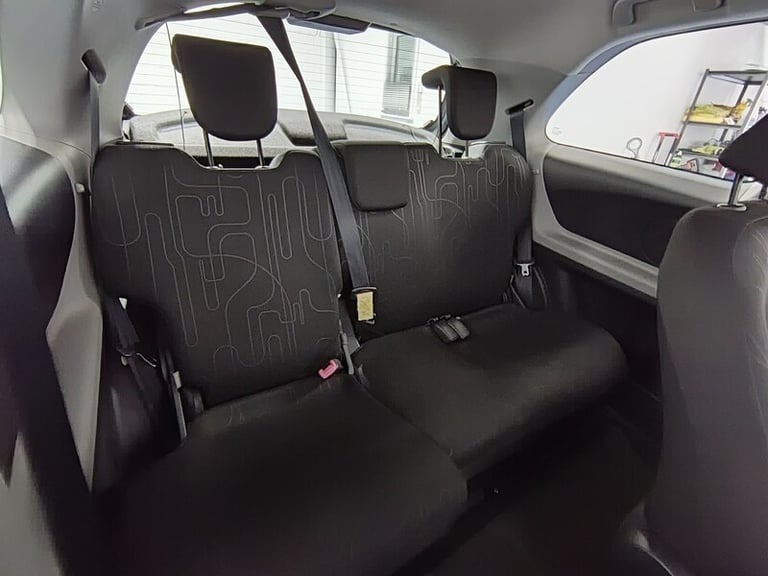 2009 Toyota Yaris VVT-i TR Hatchback Petrol Manual