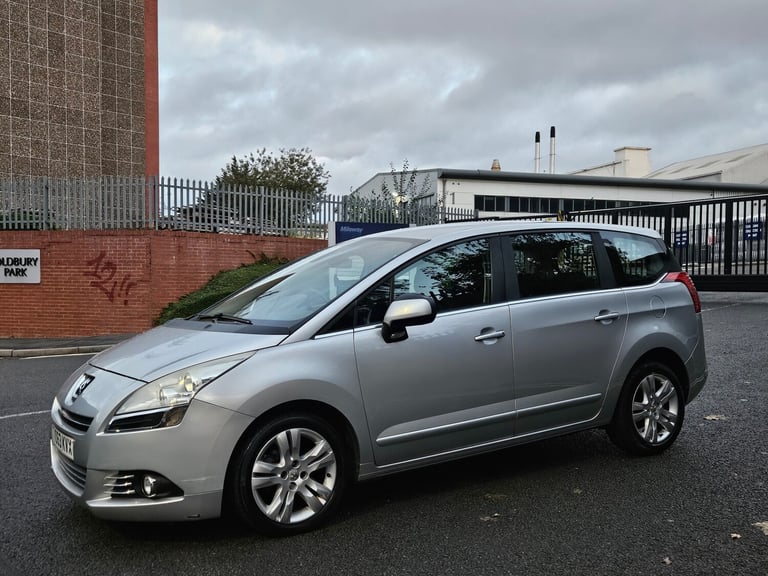 2013 Peugeot 5008 1.6 HDi 115 Active 5dr MPV Diesel Manual