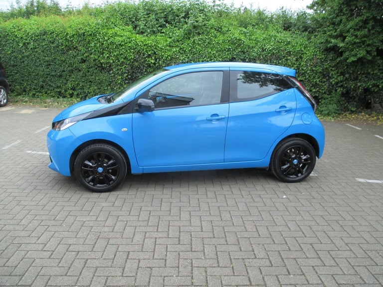 2016 Toyota AYGO 1.0 VVT-i x-cite Euro 6 5dr HATCHBACK Petrol Manual