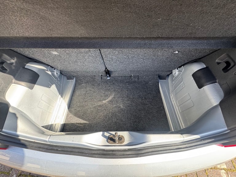 2014 Skoda Citigo 1.0 MPI 75 GreenTech Elegance 3dr HATCHBACK Petrol Manual