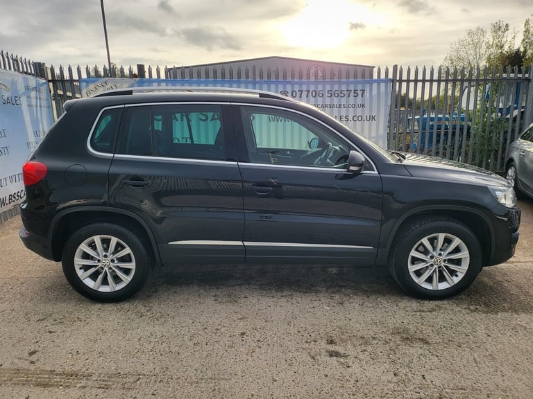 2013 Volkswagen Tiguan 2.0 TDi BlueMotion Tech SE 5dr DSG ESTATE Diesel Automatic