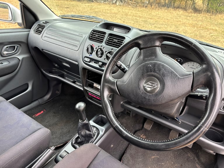 Suzuki, IGNIS, Hatchback, 2004, Manual, 1490 (cc), 3 doors