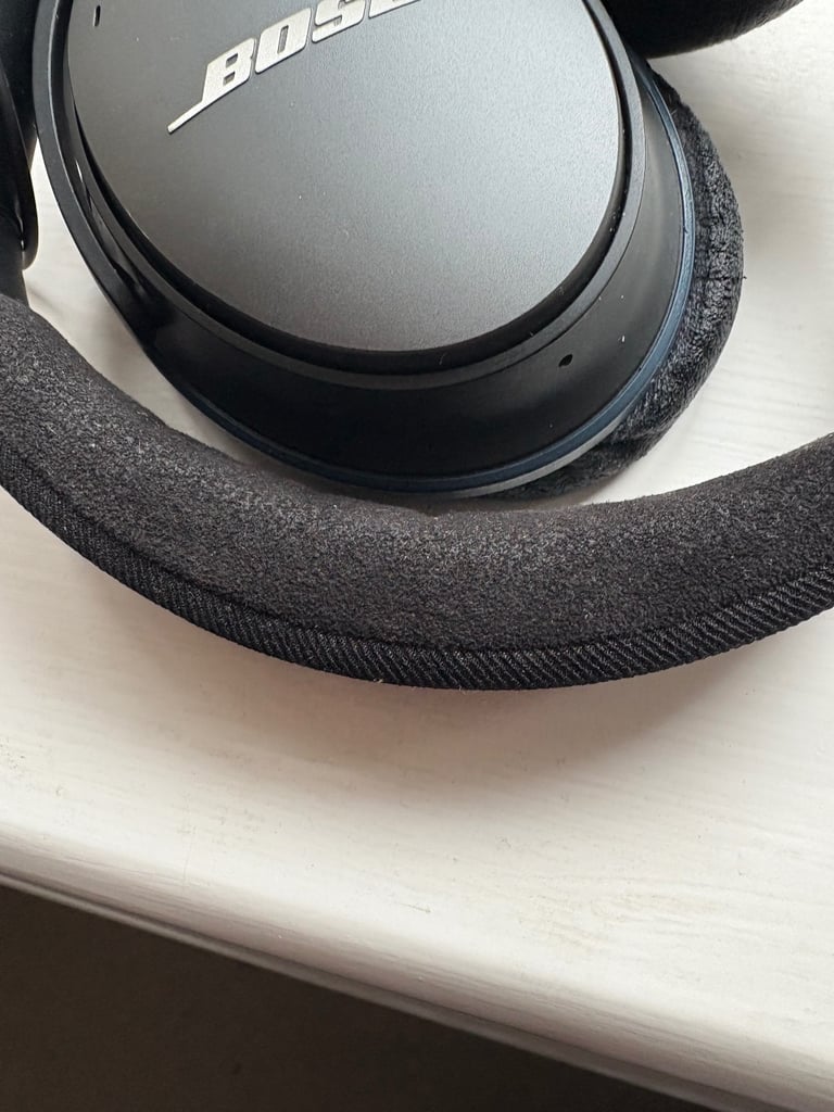 Bose noise cancelling headphones