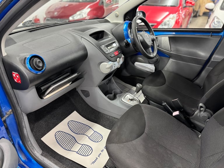 2010 Toyota AYGO 1.0 VVT-i Blue 5dr MMT HATCHBACK Petrol Automatic