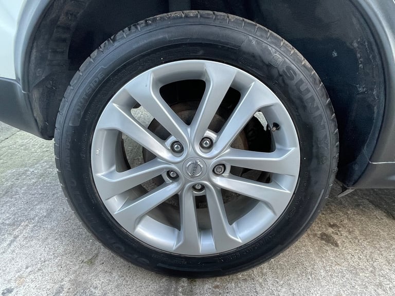 2016 Nissan Juke 1.2 DIG-T N-CONNECTA PETROL 5-Door Petrol