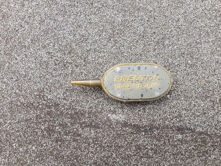 Preston In-Line Flat Method Fishing Feeder 1/2 oz , 15 gram