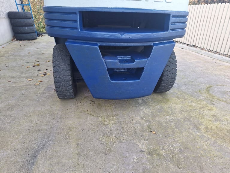 Gas forklift fir sale 