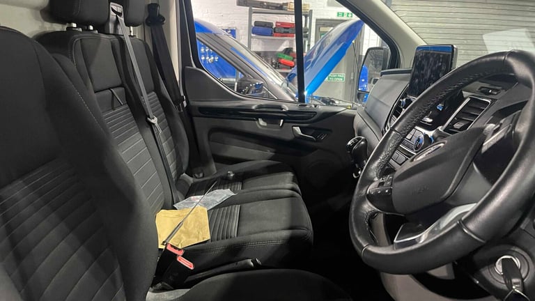  Ford Transit Custom 2.0 EcoBlue 130ps Low Roof Limited Van Van Diesel Manual