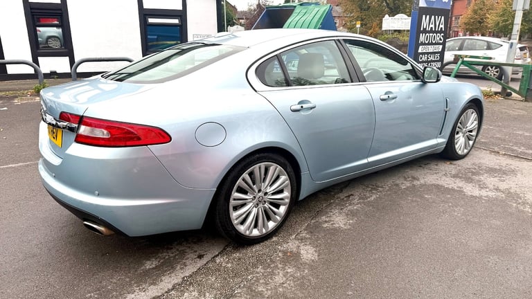 2011 Jaguar XF 3.0d V6 Premium Luxury 4dr Auto SALOON Diesel Automatic