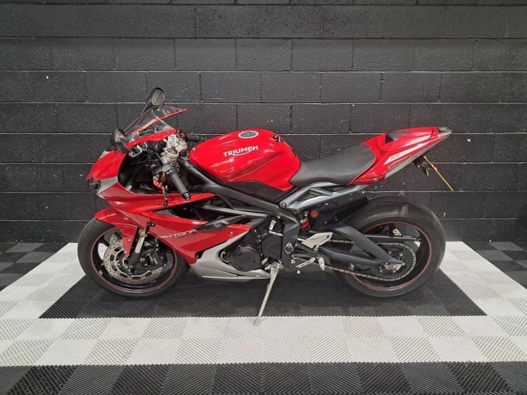 2018 67 TRIUMPH DAYTONA 675 FINANCE SPECIALISTS APPLY NOW