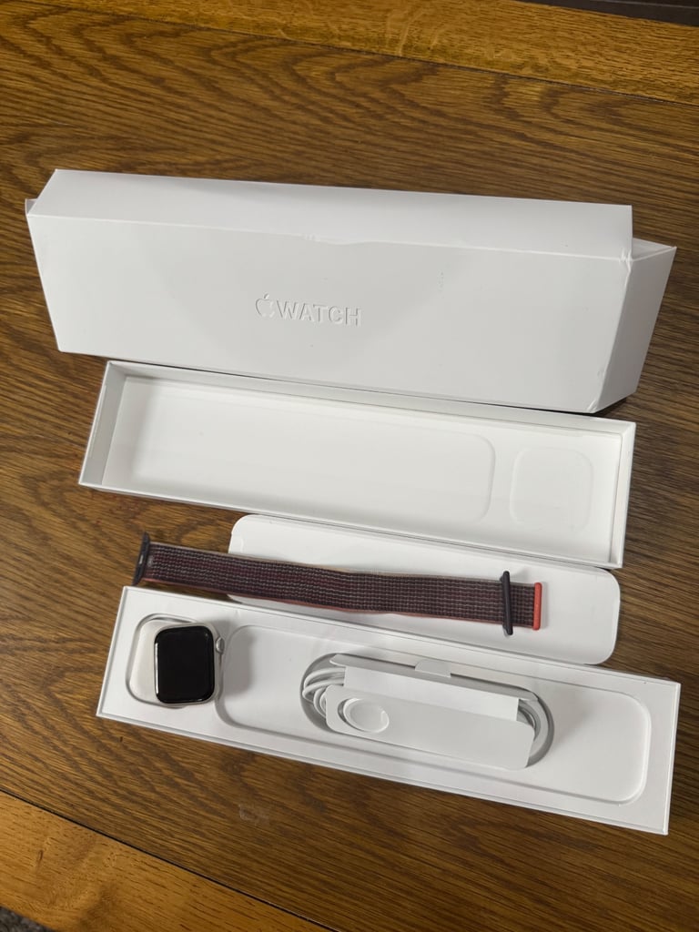 Apple Watch Series 8 41mm Starlight Cellular