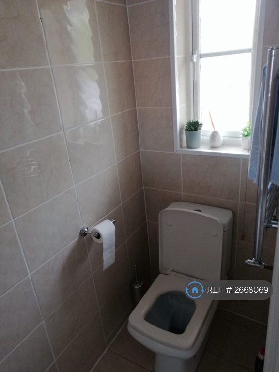 3 bedroom house in Olivine Close, Sittingbourne, ME10 (3 bed) (#2668069)