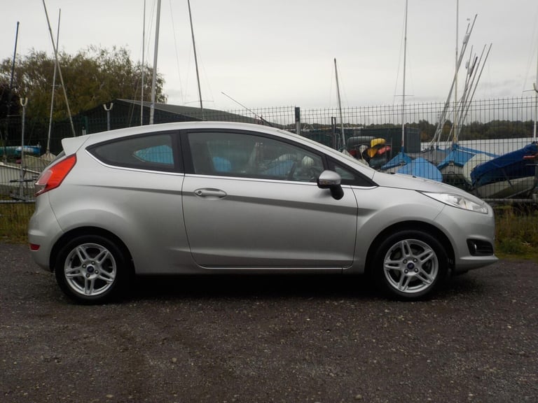 2013 Ford Fiesta 1.25 82 Zetec 3dr HATCHBACK PETROL Manual