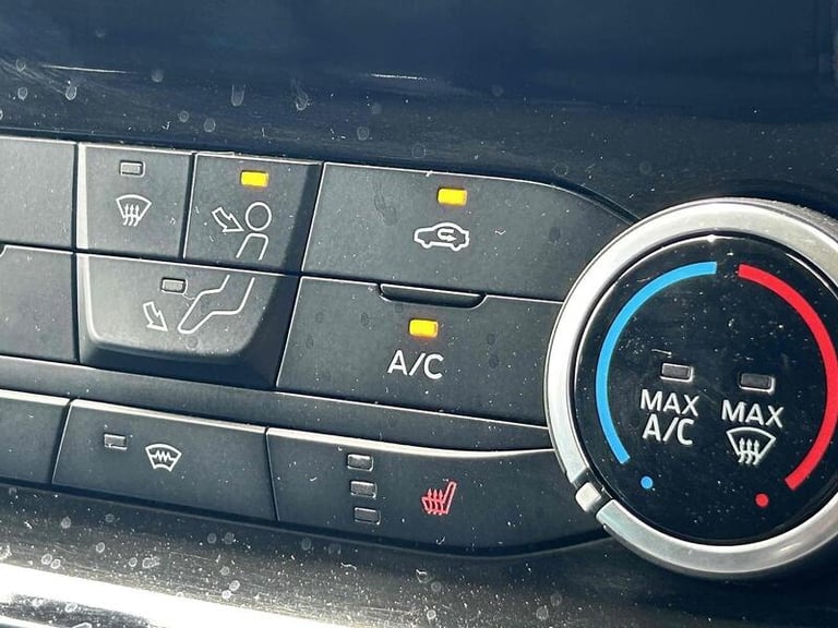 2022 Ford Transit Custom 320 Limited Lr Dciv P/V 2.0 Panel Van Automatic Diesel 2.0 Crew Van Auto...