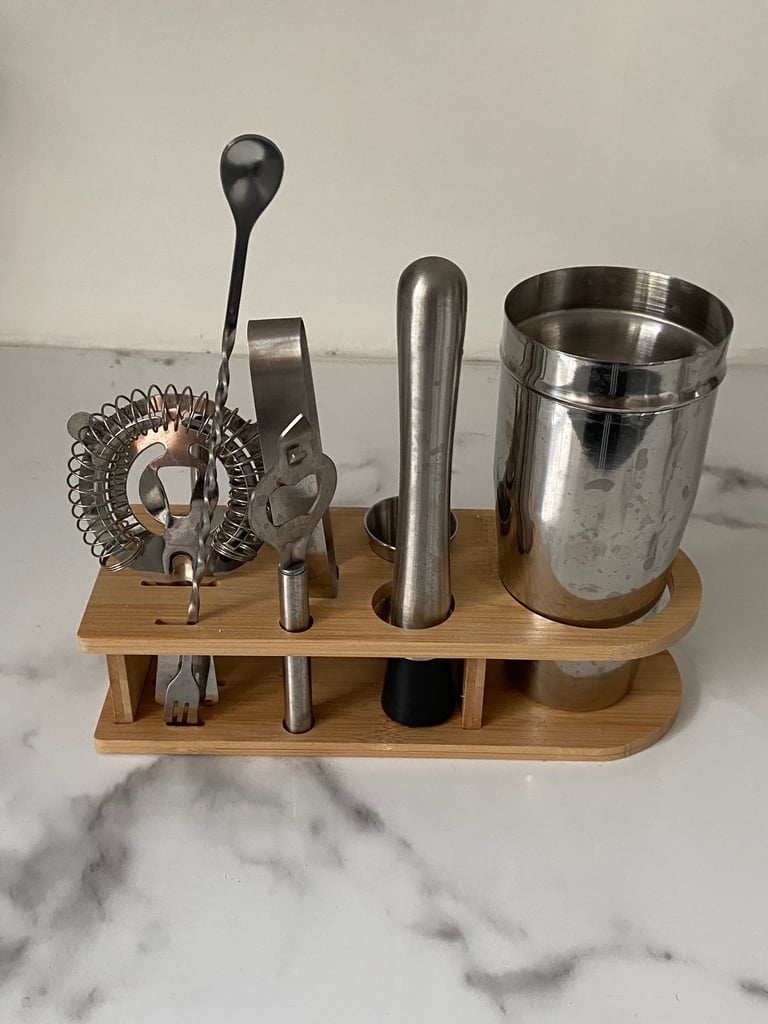 image for Cocktail making set