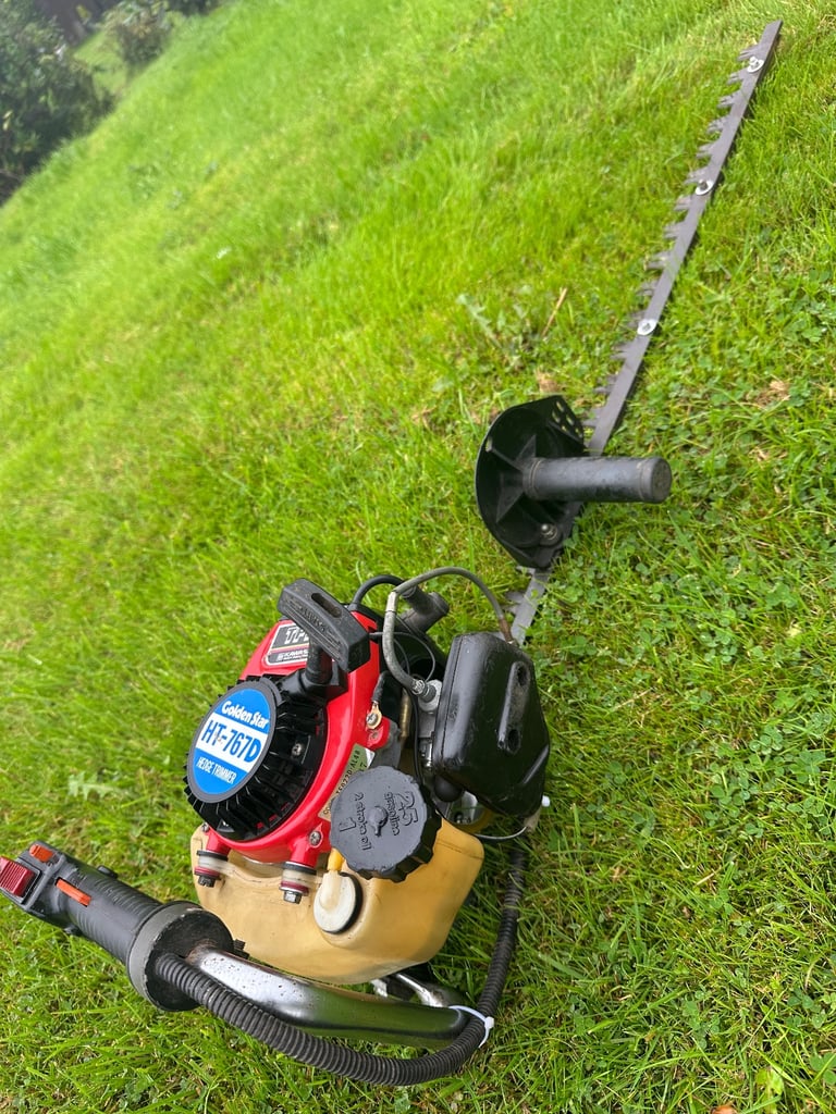 Kawasaki Pro petrol hedge cutter single sided clippers lawnmower mower trimmer chainsaw
