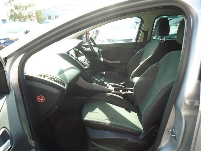 2016 Ford Focus 1.5 TDCi Zetec Euro 6 (s/s) 5dr Diesel