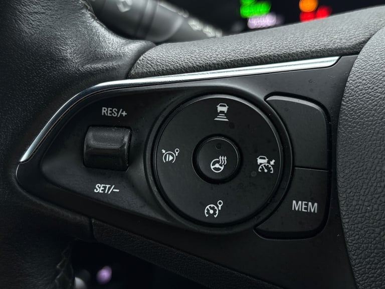  Vauxhall Mokka Electric 50kwh Ultimate Suv 5dr Electric Auto 136 Ps Electric