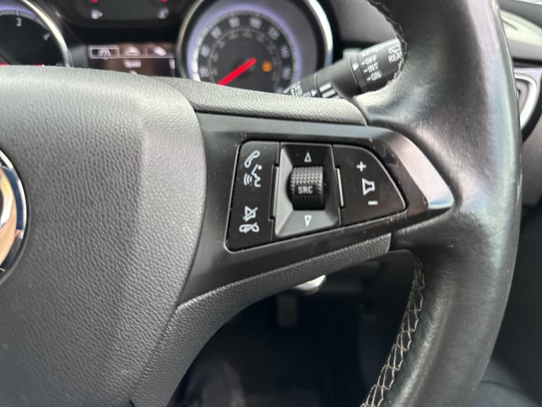 2016 Vauxhall Astra 1.6 CDTi 16V 136 SRi 5dr HATCHBACK Diesel Manual