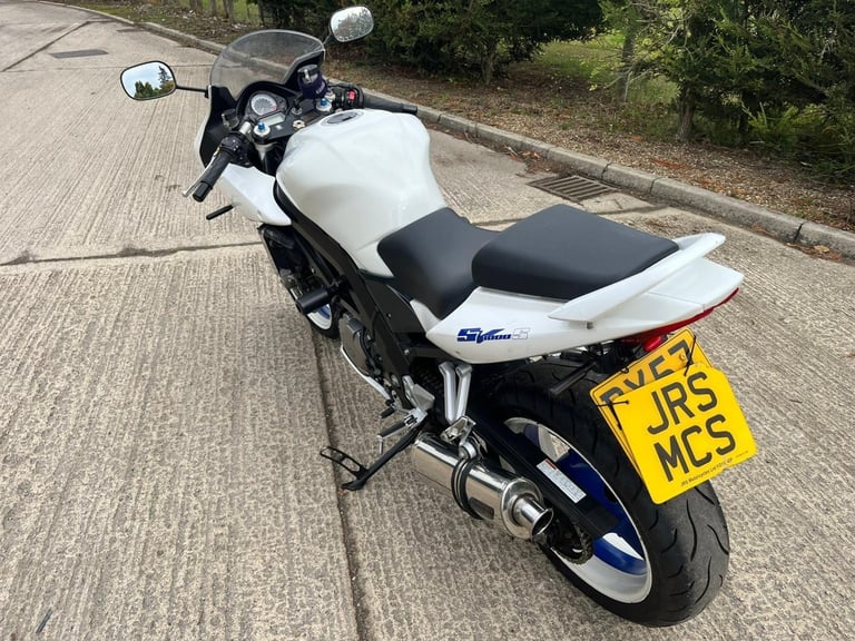 2007 57 SUZUKI SV1000S SPORTS TOURING SV 1000 SV1000 WHITE 19k MILES NEW MOT