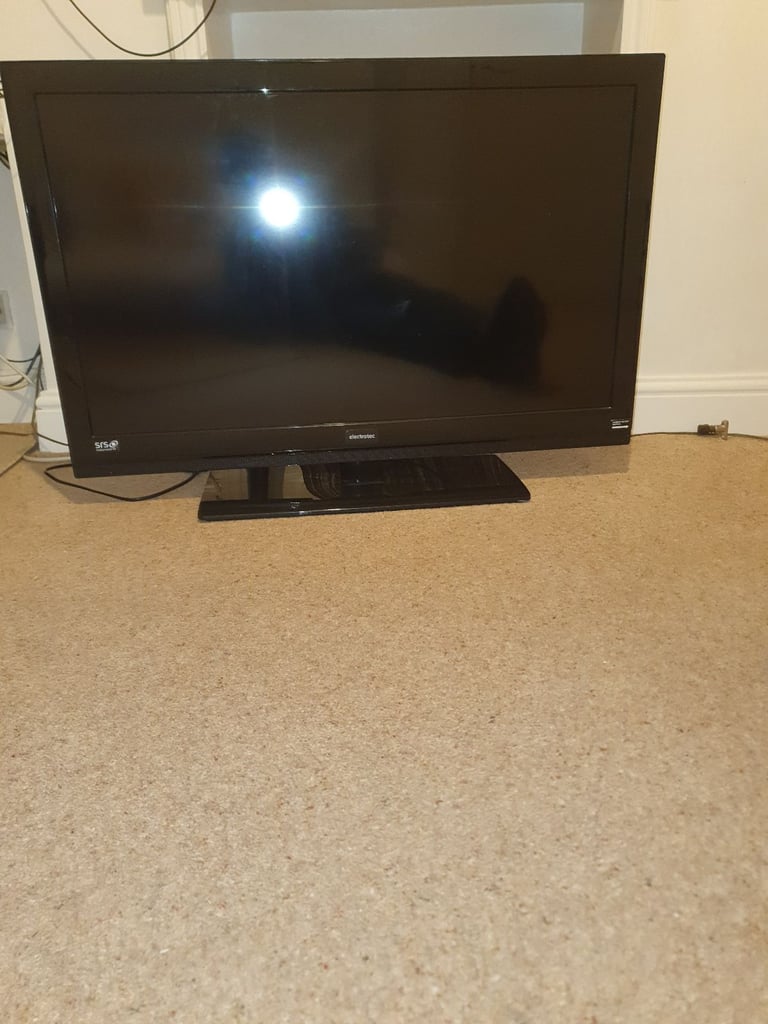 Free 40'' freeview TV 