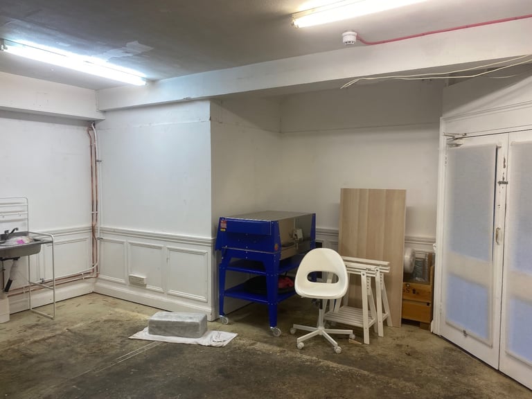 Great Artist Studio to let approx 330sqft