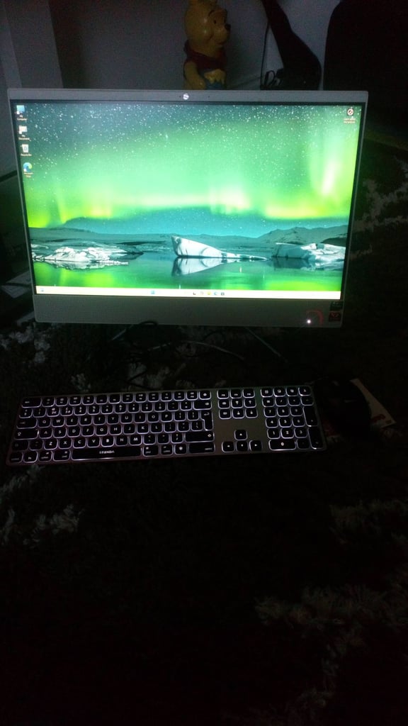 for sale 23" widescreen all in one computer  £30
