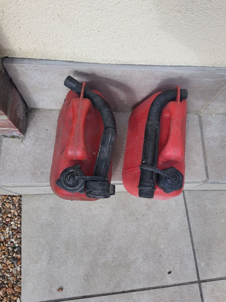Two    5L Petrol Fuel ...🖤... Jerry Can
