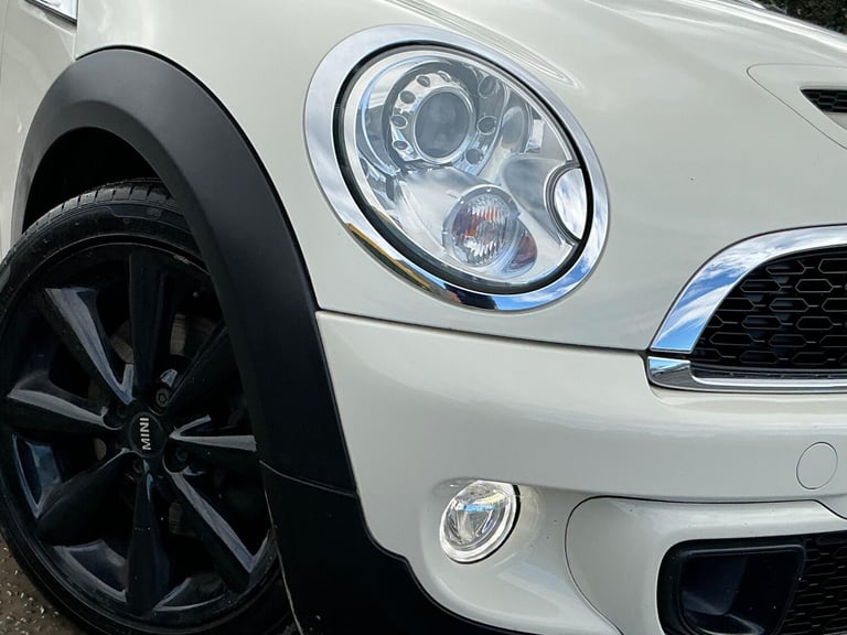 2015 MINI Convertible 1.6 Cooper S 2dr CONVERTIBLE PETROL Manual