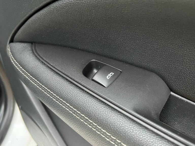 2019 Vauxhall Insignia 1.5i Turbo GPF SRi VX Line Nav Grand Sport 5dr Petrol Automatic Euro 6 (s/...