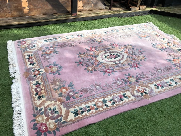 VINTAGE HANDMADE CHINESE STYLE WOOL RUG 273Cm x 182 Cm ,SPARE ROOM USE ONLY ,DELIVERY