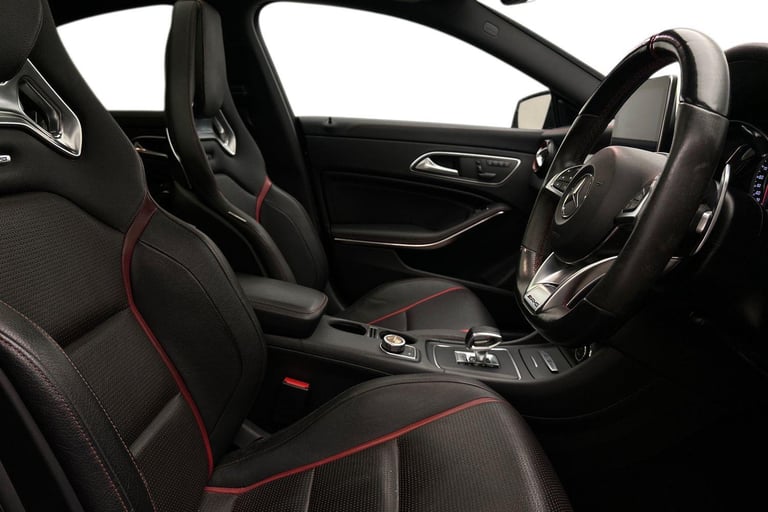 2015 Mercedes-Benz CLA 2.0 CLA45 AMG Coupe SpdS DCT 4MATIC Euro 6 (s/s) 4dr SALOON Petrol Automatic