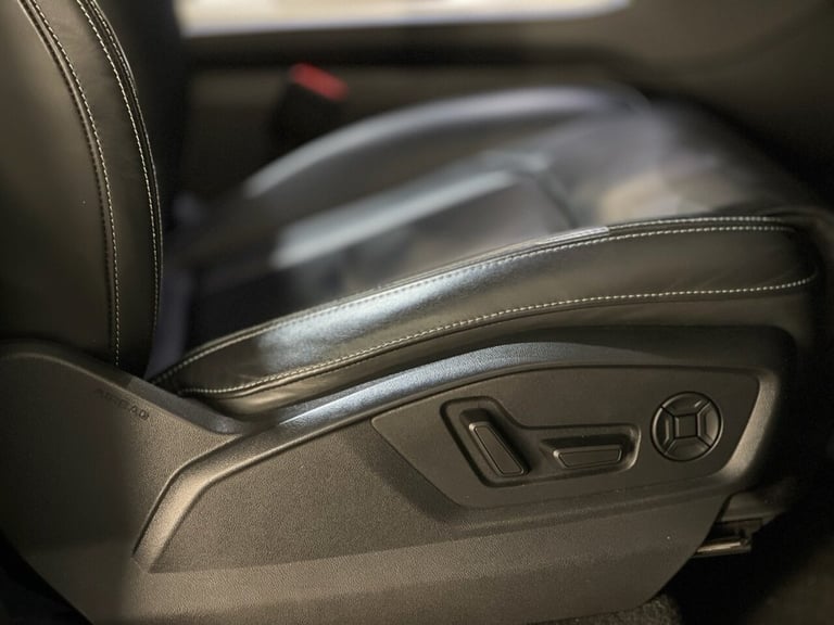 2019 Audi Q8 3.0 TDI V6 50 S line SUV 5dr Diesel Tiptronic quattro Euro 6 (s/s) (286 ps) ESTATE D...