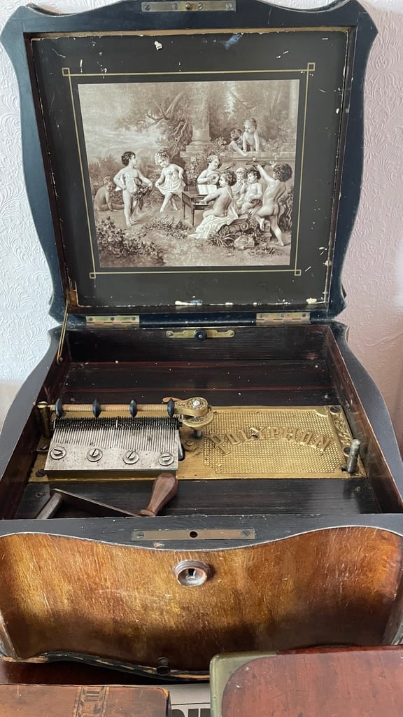 image for Polyphon Music Box wind  Working + 47 Metal 11” discs see description and photos for full info