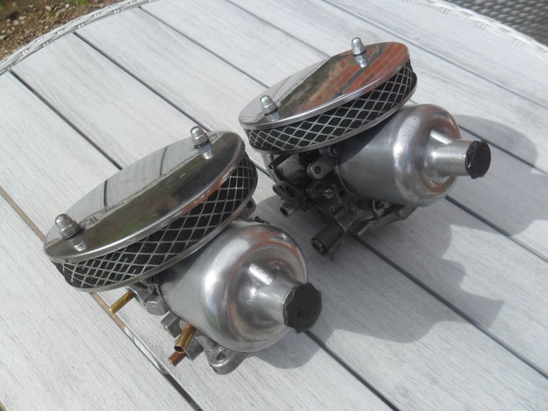 Twin Carbs